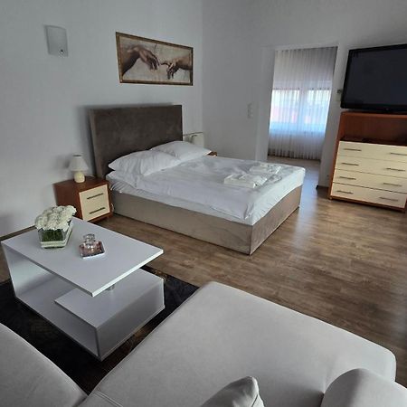 Motel Za Miedza Bralin Esterno foto