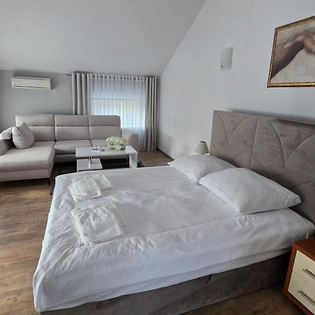 Motel Za Miedza Bralin Esterno foto